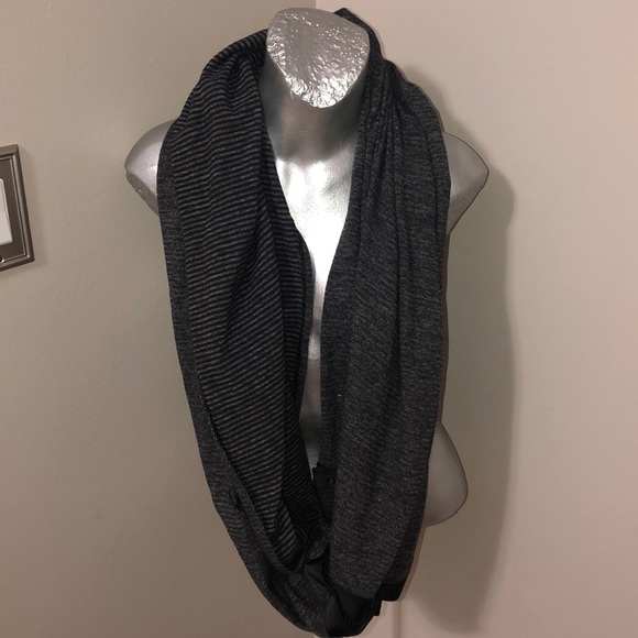 Lululemon herringbone scarf - Picture 1 of 3